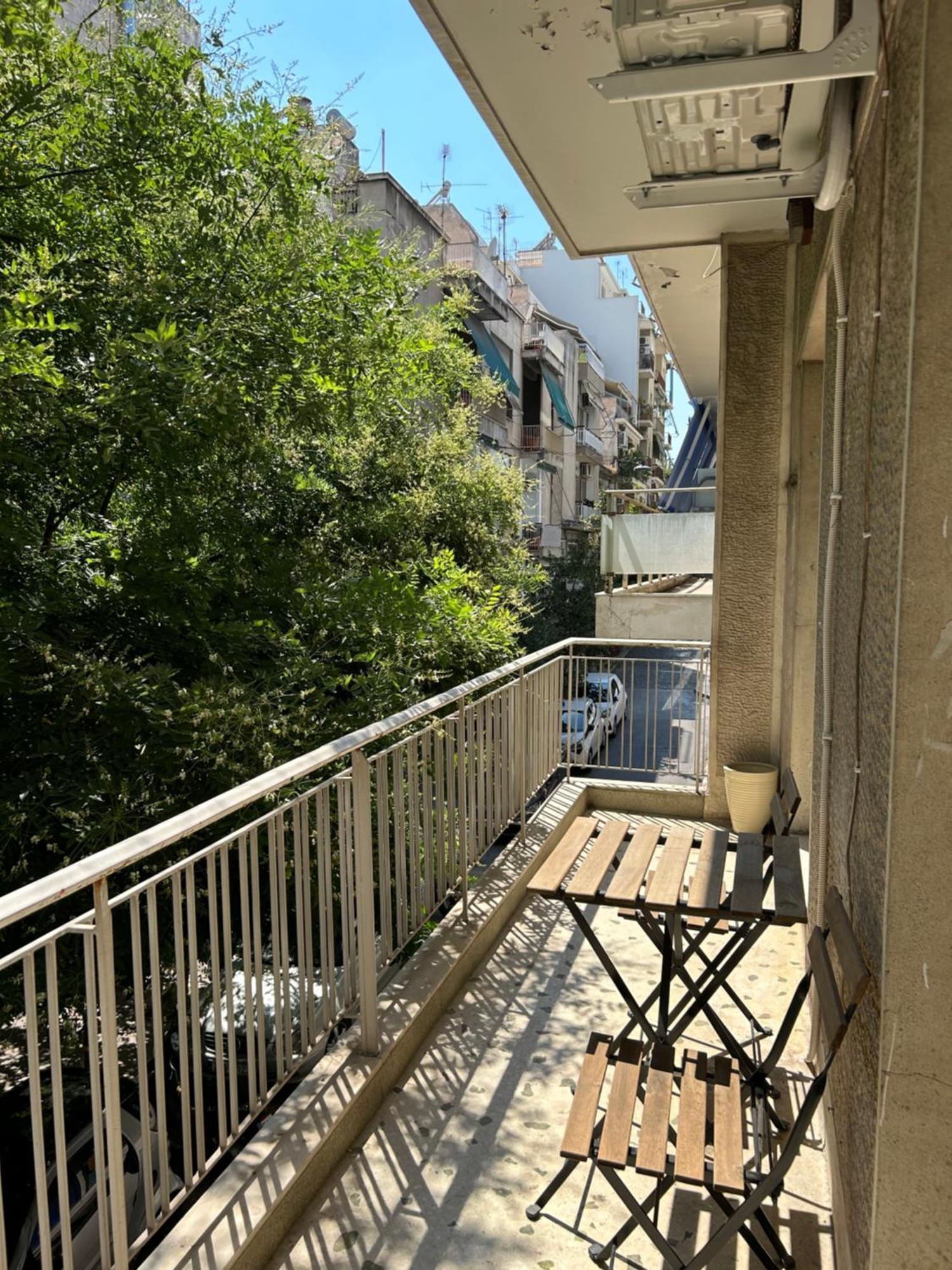 Acropolis Apartment Atene Esterno foto